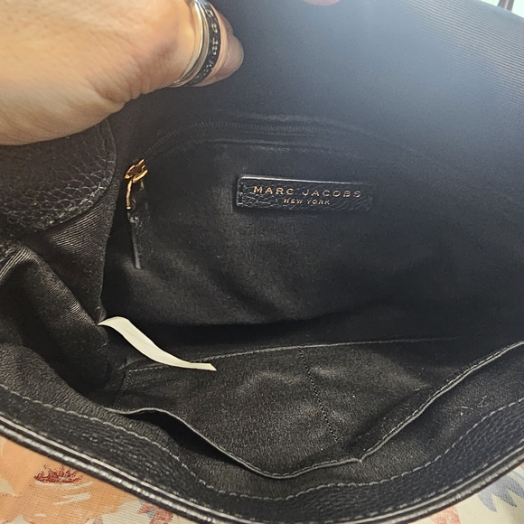 EUC Authentic Marc Jacobs Empire City Black Leather Crossbody - Picture 5 of 15